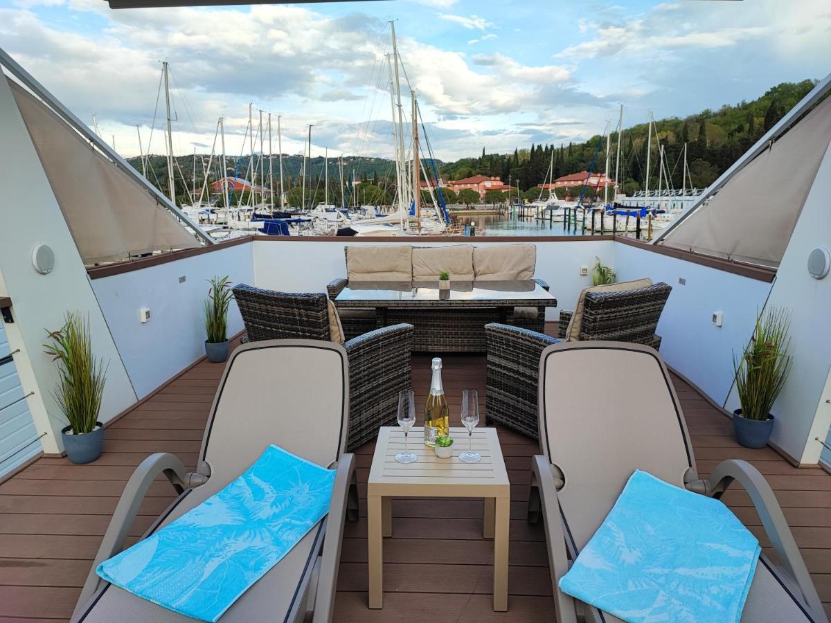 Hébergement de vacances Sea Lux Floating House Ajda